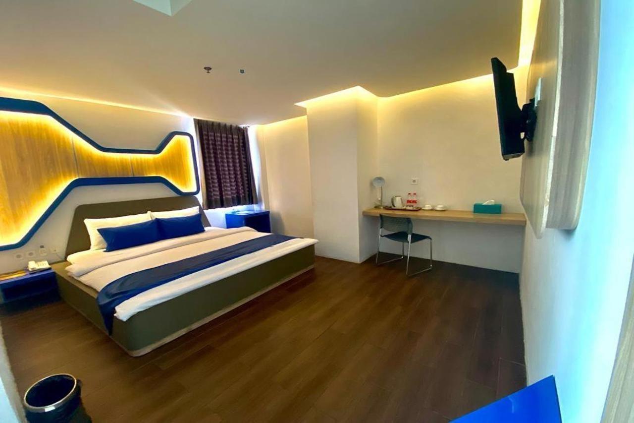 Golden Palace Hotel Batu Merah المظهر الخارجي الصورة
