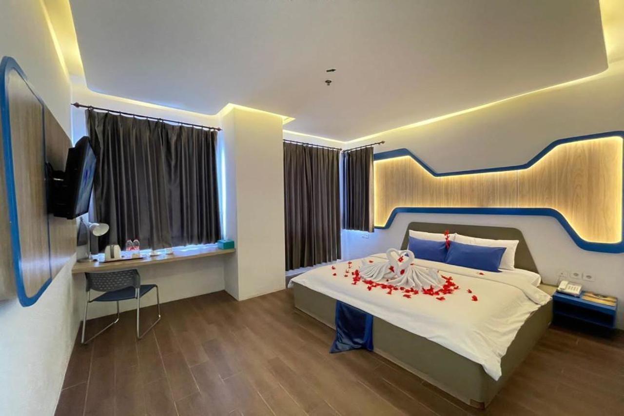 Golden Palace Hotel Batu Merah المظهر الخارجي الصورة