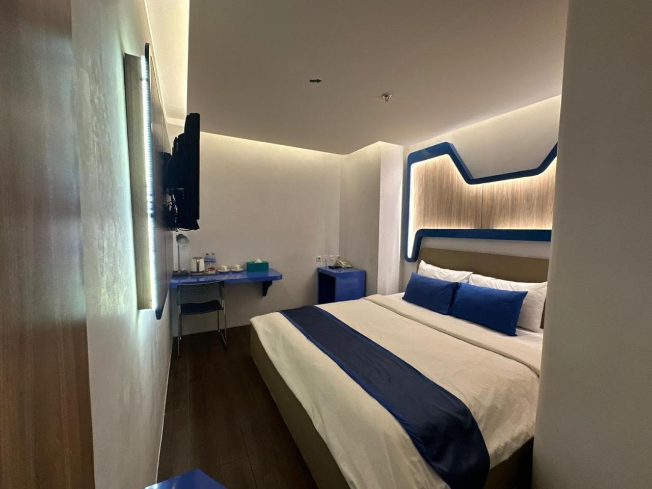 Golden Palace Hotel Batu Merah المظهر الخارجي الصورة
